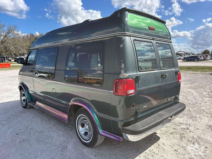 2000-dodge-ram-1500-image-4