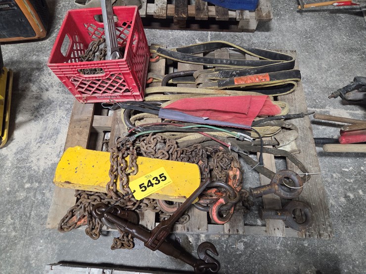 #5435-•-pallet-of-slings,-chains,-and-more-image-1