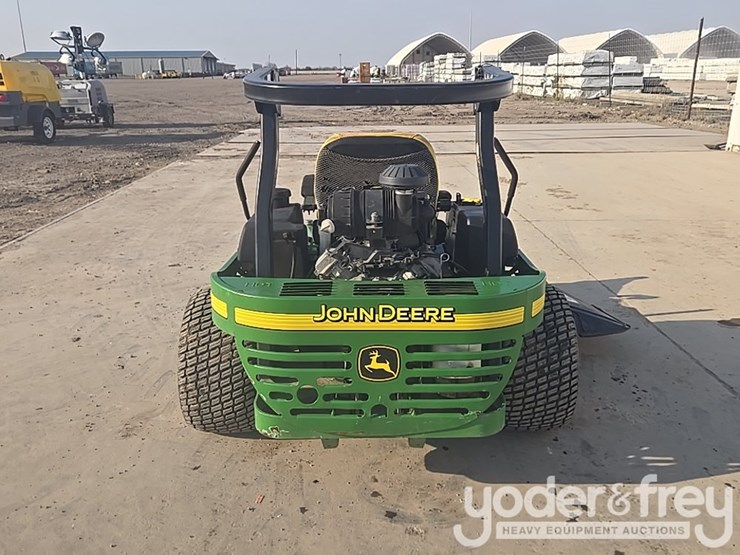 john-deere-72-image-4