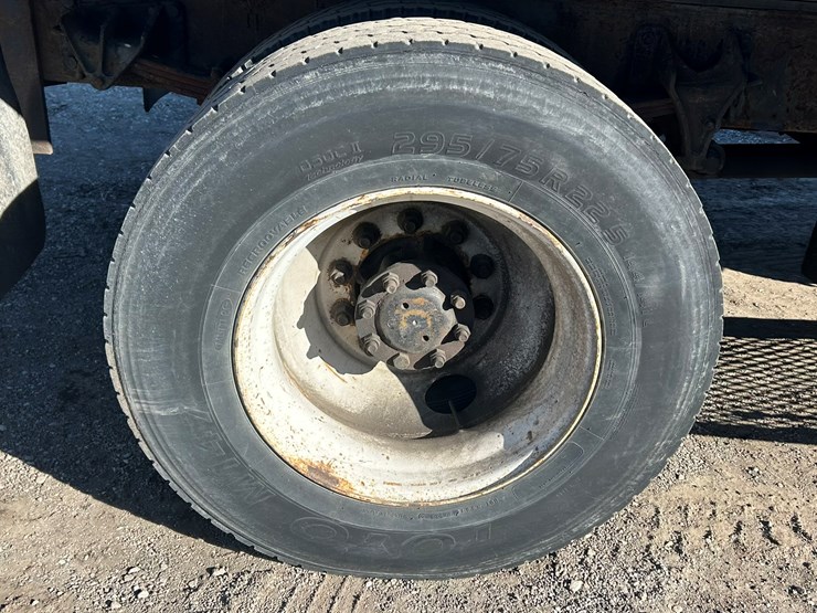 2003-international-4300-sba-image-70