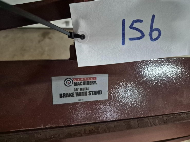 central-machinery-36-inch-metal-brake-image-2