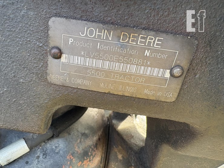1996-john-deere-5500-image-14