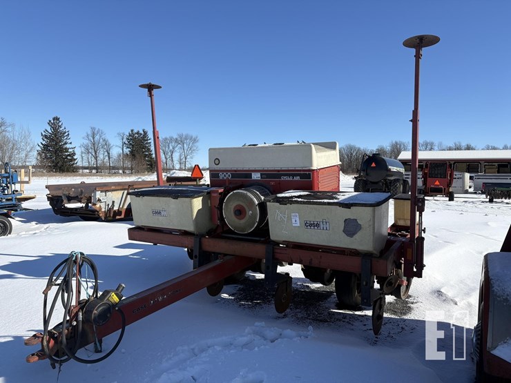 case-ih-900-image-1