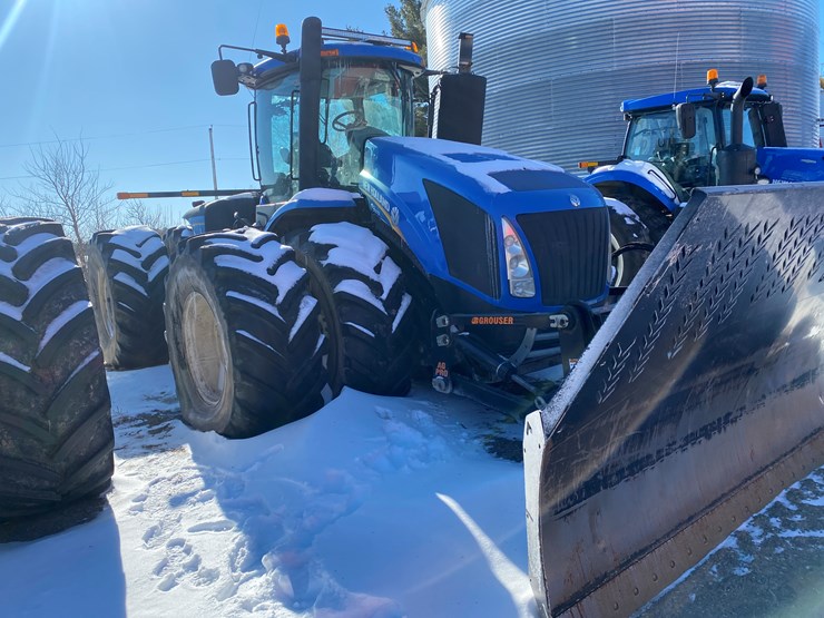 2012-new-holland-670-image-5