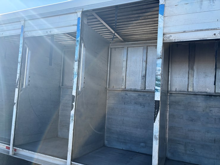 2014-hackney-beverage-trailer-image-28