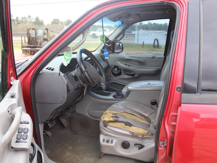 2001-ford-expedition-image-6