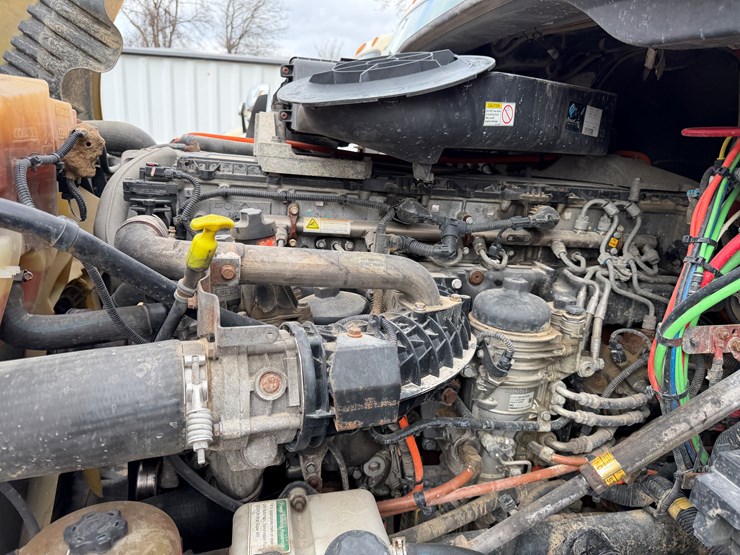 #40954-•-2016-freightliner-t/a-daycab-truck-tractor-3akjgedv4gsgw5933-image-44