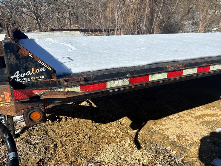 #2272-•-b-&-b-26'-equipment-trailer-image-8