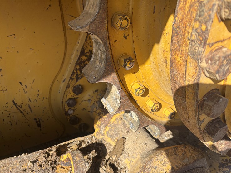 caterpillar-d6m-image-51