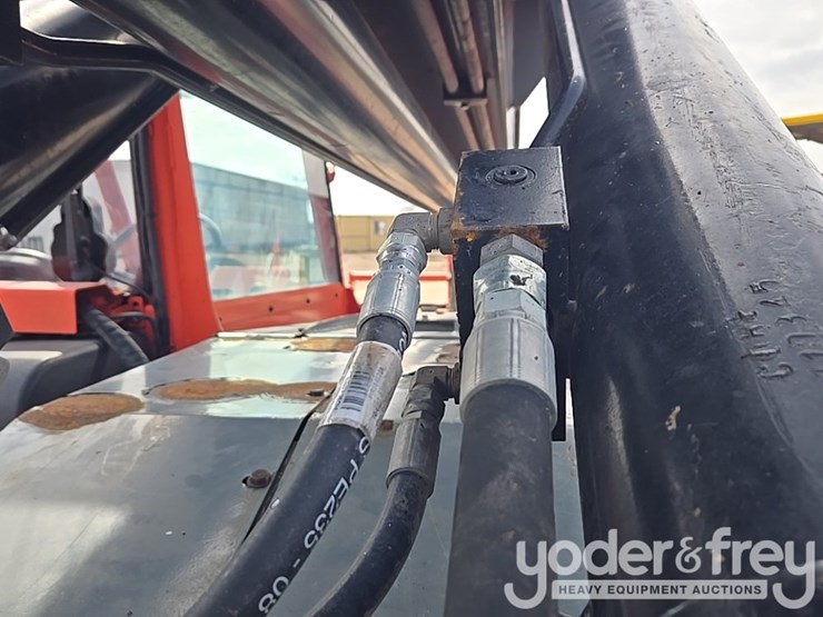 2017-skyjack-sj843th-image-36