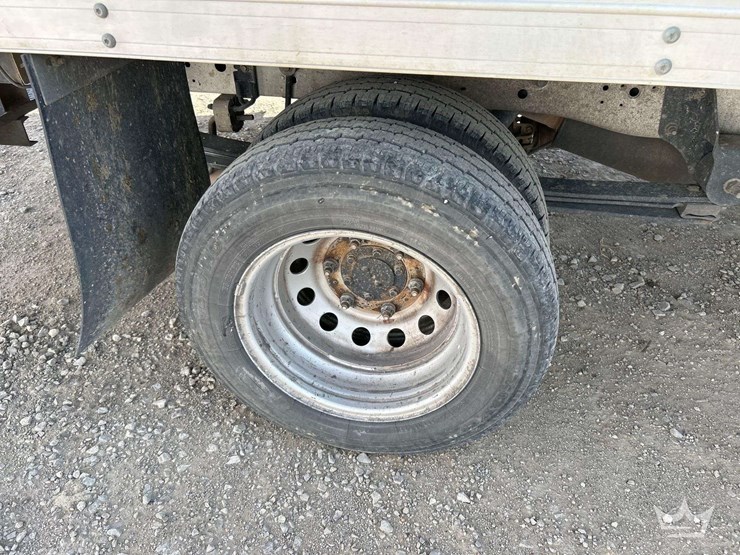 2021-ford-transit-image-35