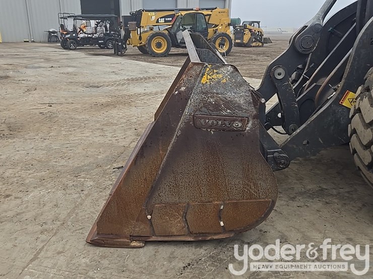 2017-volvo-l110h-image-9