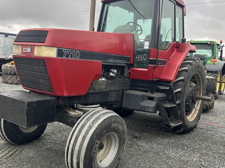 1989-case-ih-7110-image-1