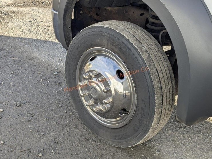 2005-ford-f550-xl-image-15