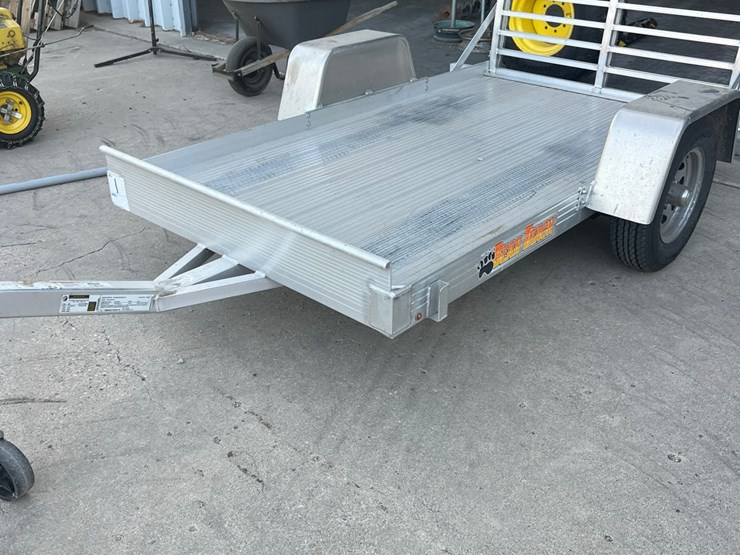 aluminum-trailer,-perfect-for-side-by-side-or-golf-cart-image-2