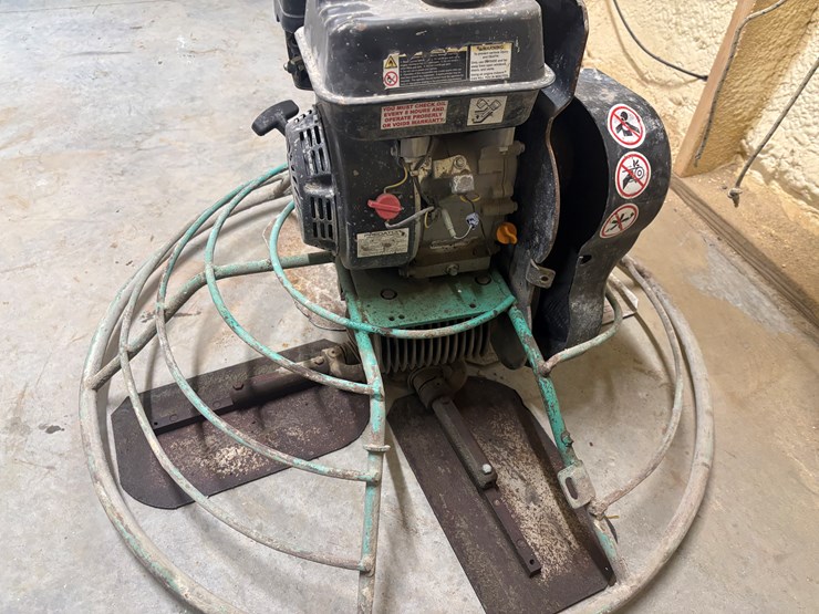 #3654-•-whiteman-approx.-34"-power-trowel-image-5