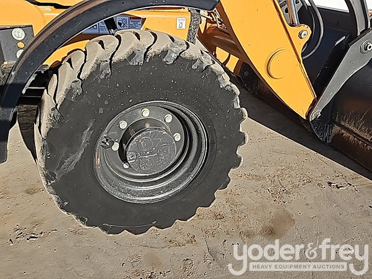 2022-case-590sn-image-14