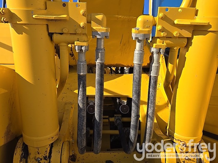 2022-komatsu-pc360-lc-11-image-38