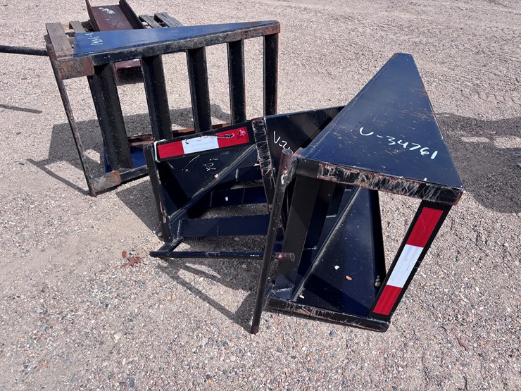 #1717-•-3-trailer-ramps-image-2