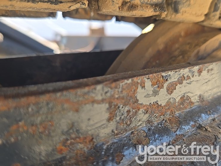 2020-deere-35g-image-37