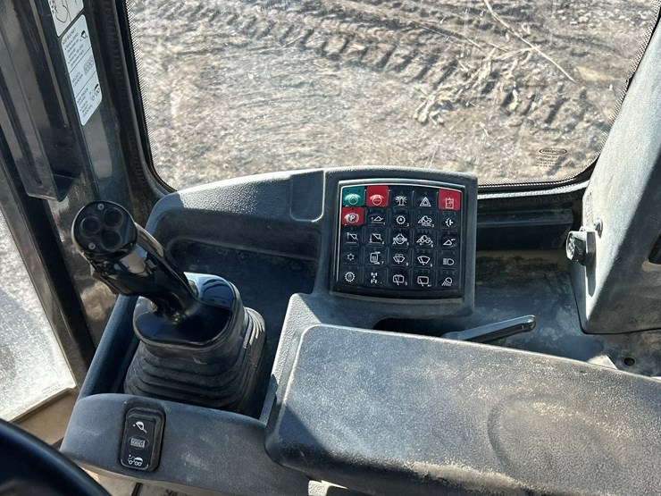 deere-444k-image-74