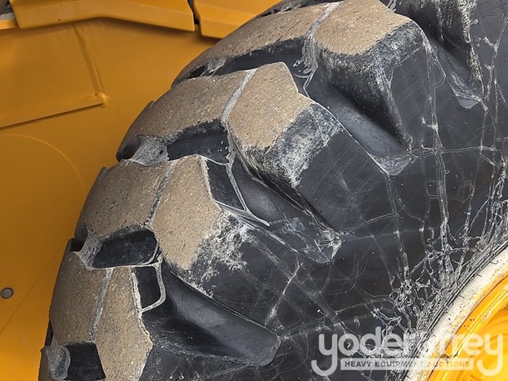 2021-volvo-l90h-image-13