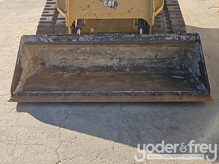 2022-caterpillar-289d3-image-10