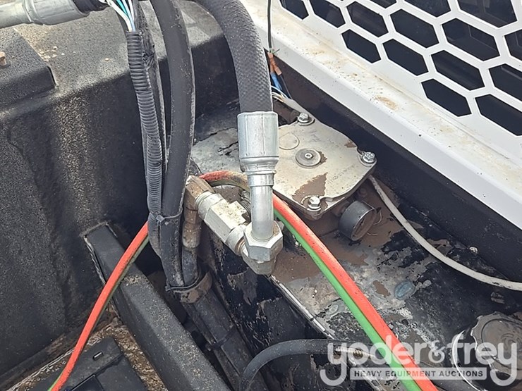 2019-ford-f550-image-31