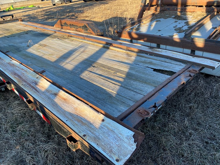 #1277-•-2012-puck-2067c-agitation-boat-with-trailer-(no-title)-(fort-atkinson,-wi)-image-25