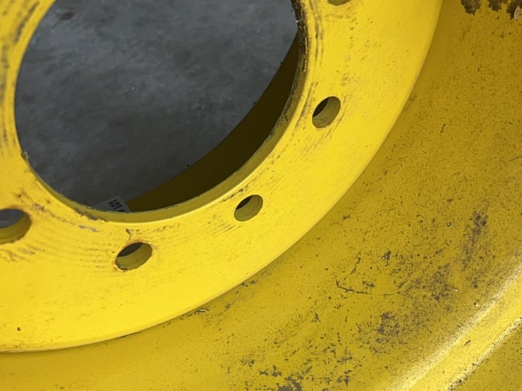 brand-new-john-deere-air-seeder-tire-and-rim,-size-is-140/55/r18-￼-image-31