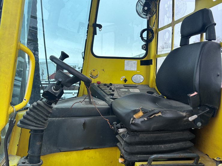 #1869-•-2012-combilift-cl-8011-multi-directional-forklift-image-32