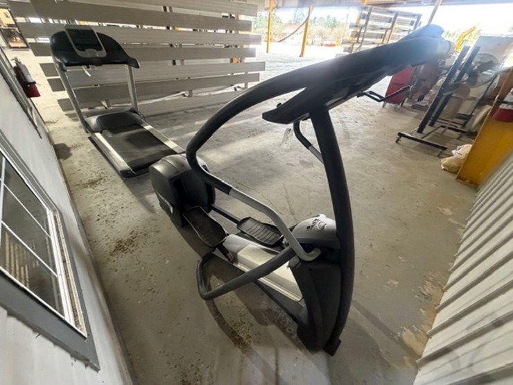 #34119-•-precor-efx524-elliptical-image-3