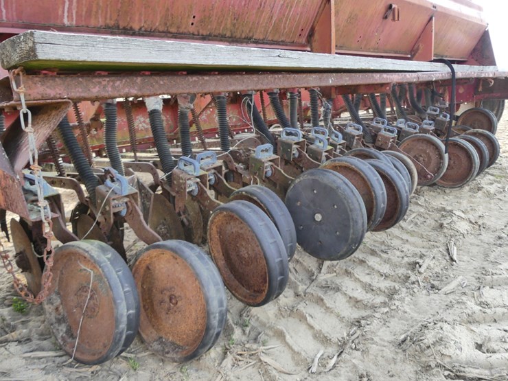 case-ih-5100-image-5