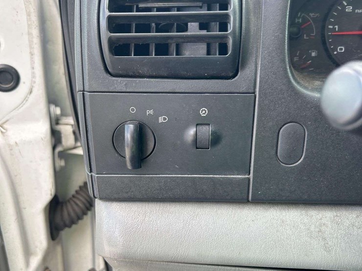 2005-ford-f350-image-15