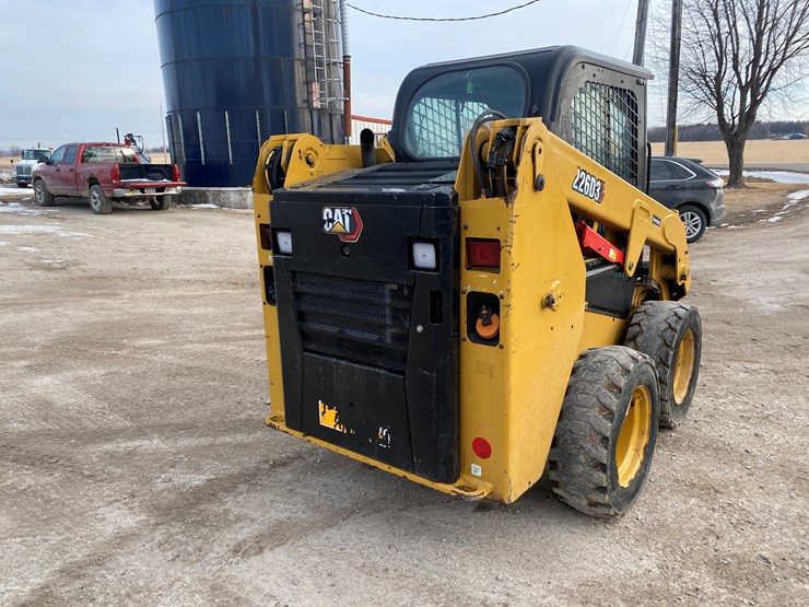 2023-caterpillar-226d3-image-8