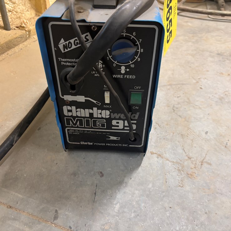 #3655 • Clarke 95 MIG Welder