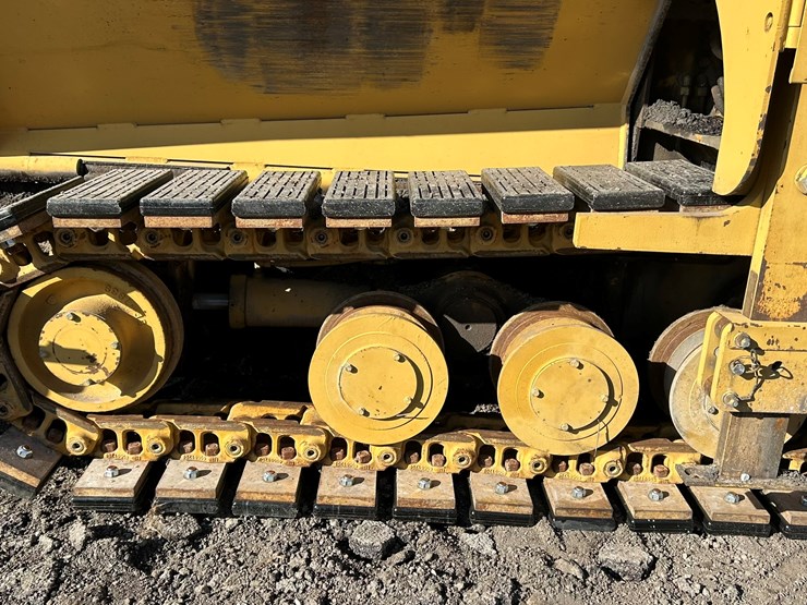 caterpillar-ap-650b-image-88