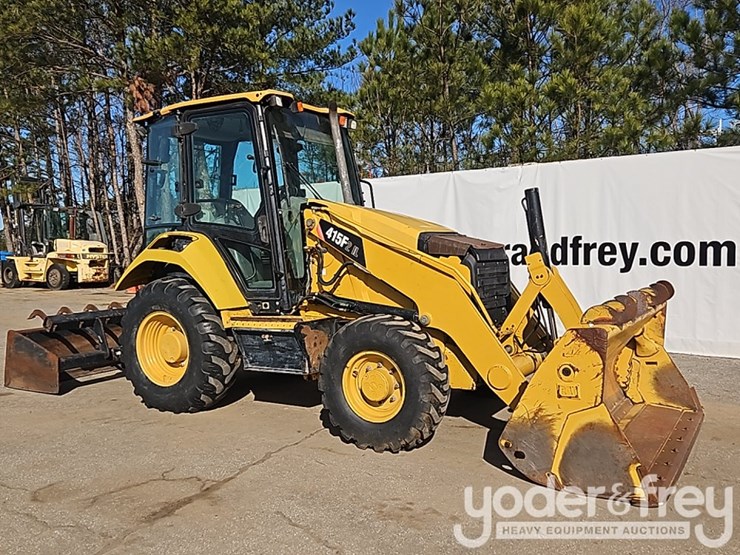 2017-caterpillar-415f2-il-image-7