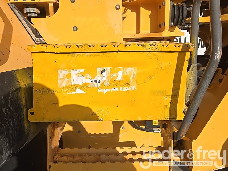 2014-volvo-l150h-image-81