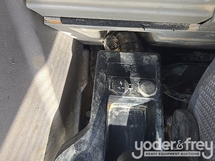 2017-volvo-ec350el-image-79