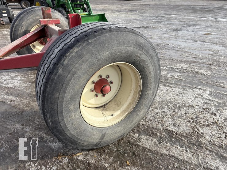 2016-meyer-x1704-image-7