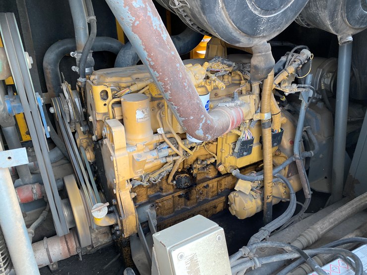 1999-mack-rd690s-image-44