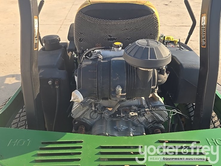 john-deere-72-image-26