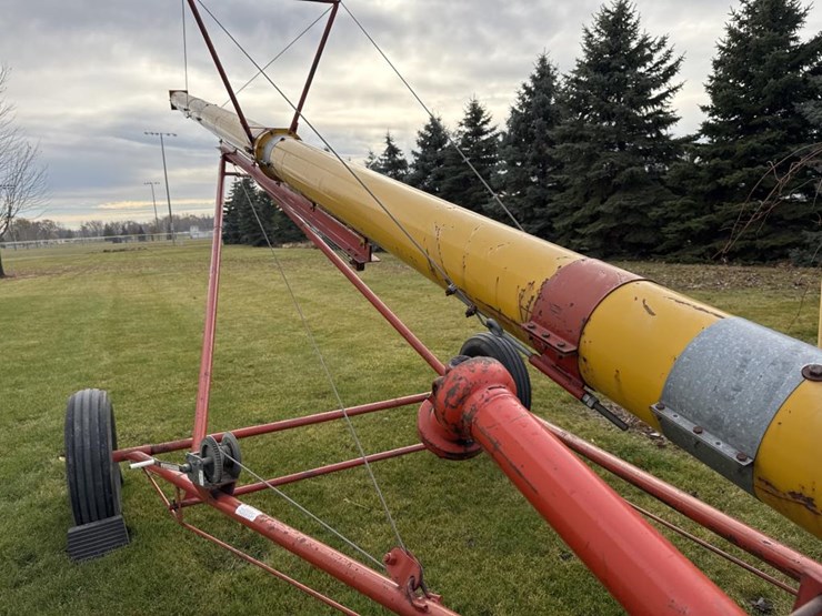 #2277-•-mayrath-9"-grain-auger-image-15