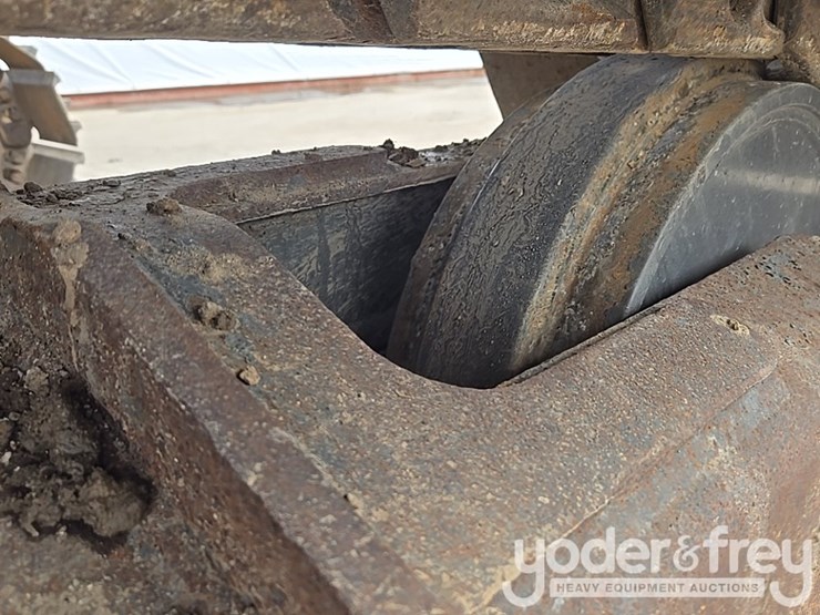 2018-volvo-ec200el-image-28