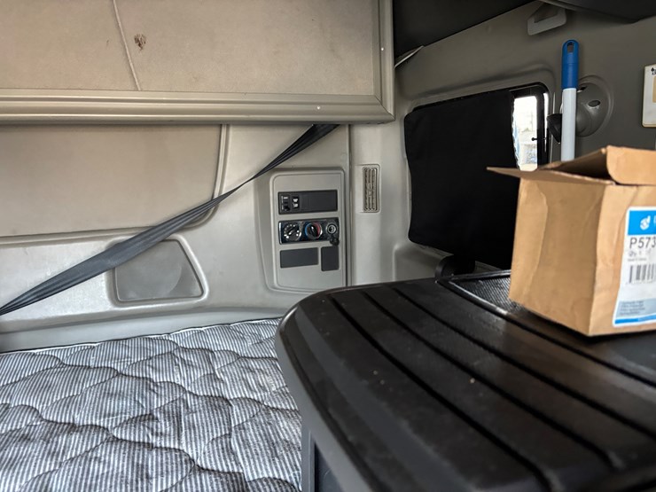 2015-international-prostar-image-23