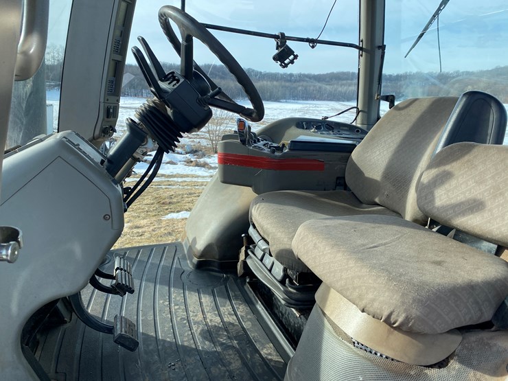 #125-•-2001-case-mx200-magnum-tractor-(colfax,-wi)-image-46