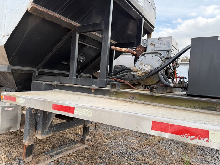 #40962-•-2013-magnolia-/-adams-t/a-fertilizer-tender-trailer-image-48