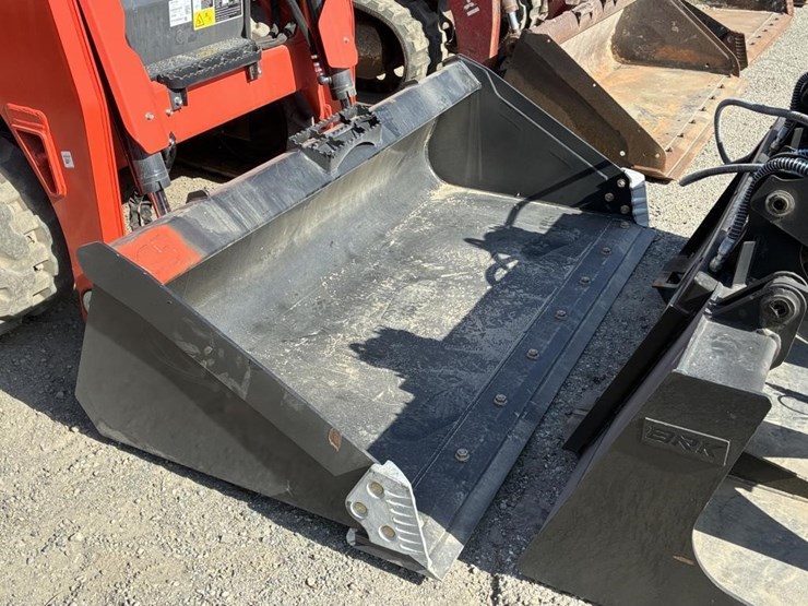 2024-kubota-svl75-3-image-6