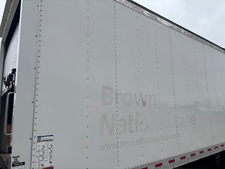 2021-isuzu-npr-hd-image-36